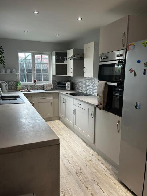 15 Min Drive To Airport 20 Min To Loch Lomond And City Center Old Kilpatrick Екстериор снимка