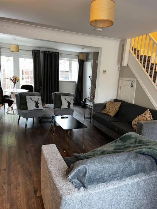 15 Min Drive To Airport 20 Min To Loch Lomond And City Center Old Kilpatrick Екстериор снимка