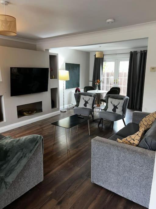 15 Min Drive To Airport 20 Min To Loch Lomond And City Center Old Kilpatrick Екстериор снимка